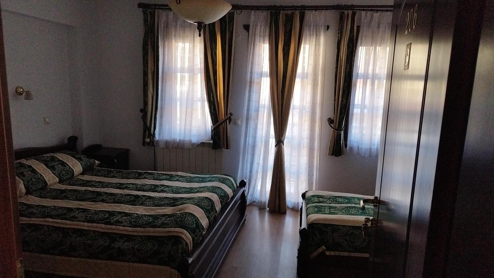 Hotel Bolyarka Melnik  Bilik gambar